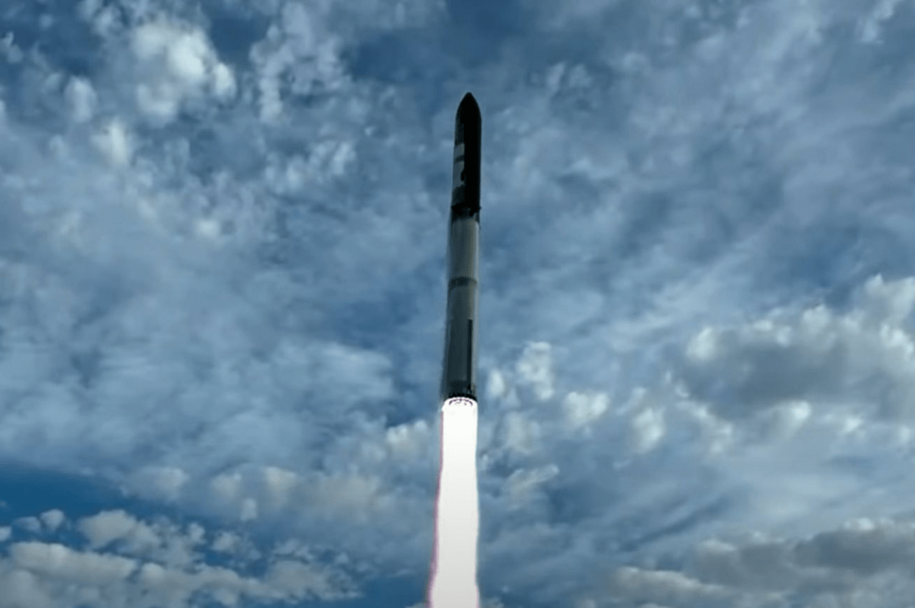 SpaceX megaraķete Starship pirmo reizi sasniedz orbītu 