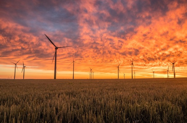 Latvijā pieaugs atjaunojamās enerģijas resursi