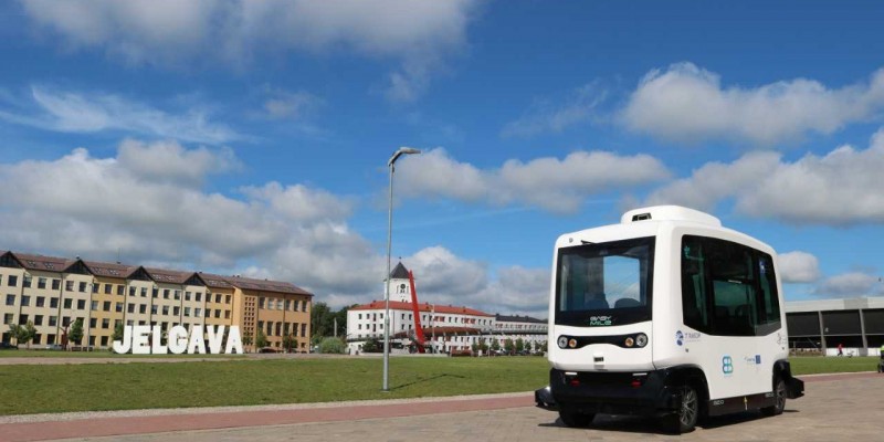 Aizkrauklē un Jelgavā satiksmē izmēģinās autonomos autobusus