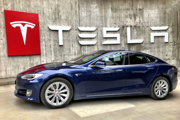 Tesla automašīnas tagad iespējams pasūtīt arī Latvijā