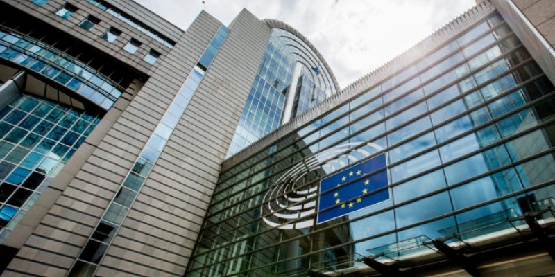 Eiropas Parlaments neapstiprina likumprojektu par autortiesībām internetā