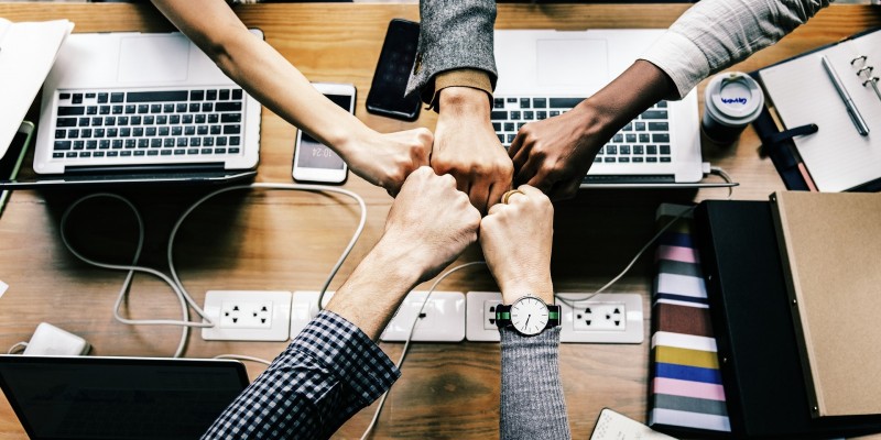 50 labākie startapi saņems finansējumu viedākas darbavietas izveidē