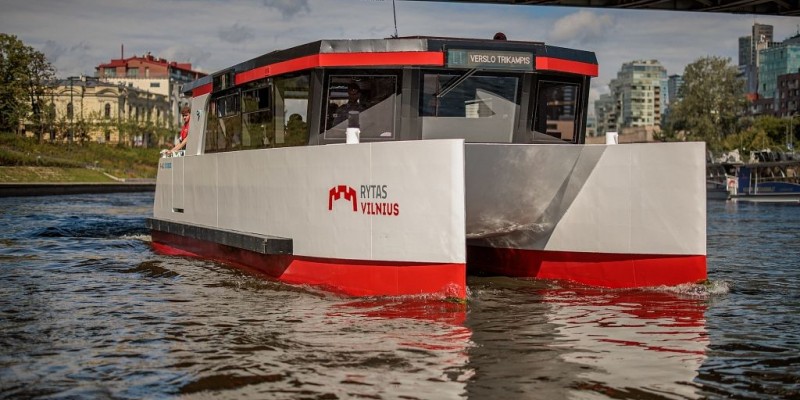 Viļņā kursēs Latvijas uzņēmuma izstrādāts elektriskais sabiedriskais ūdenstransports