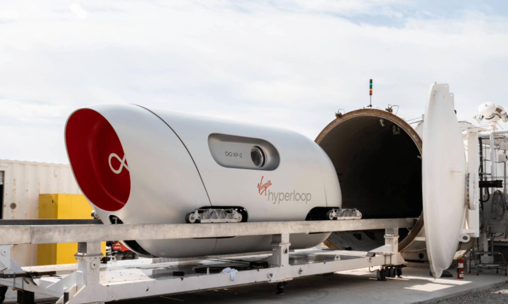 Virgin Hyperloop maina biznesa virzienu un piedāvās vienīgi kravu pārvadājumus