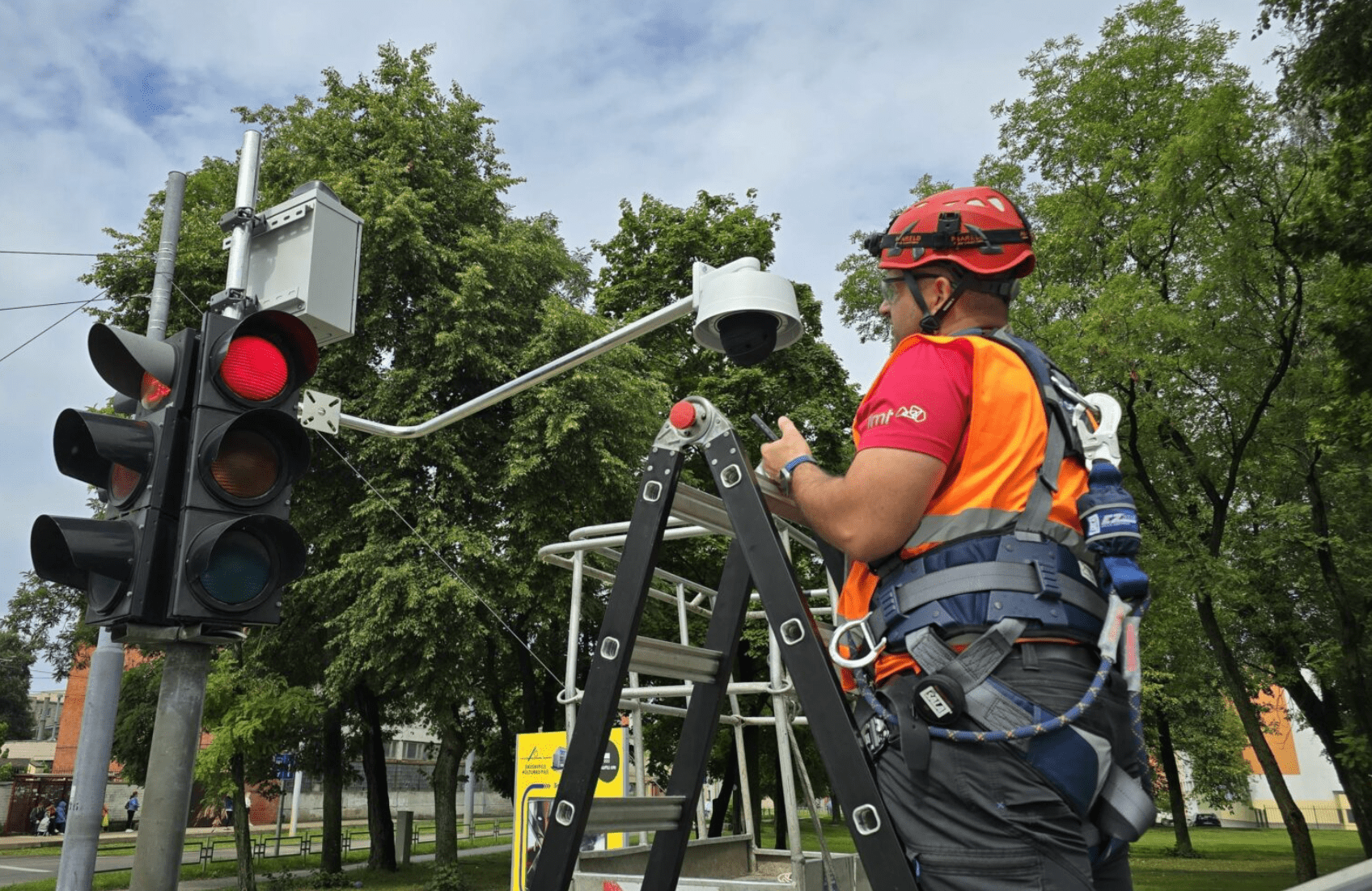 Arī Daugavpilī sāk darboties viedie luksofori
